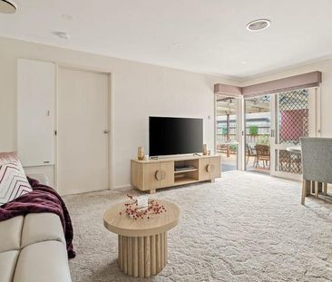 A Refined Family Entertainer with Lasting Appeal - Photo 2