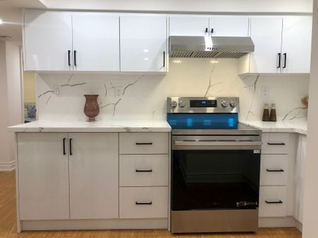 For Lease - 95 Dewpoint Road, Vaughan, Ontario - Photo 4