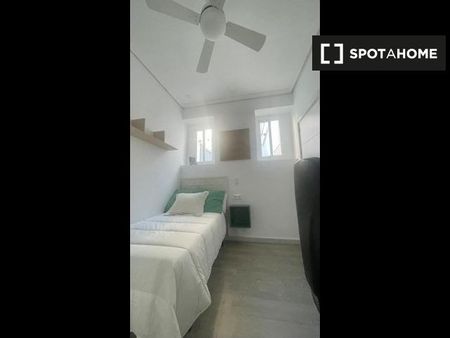 cadiz, Andalusia 11002 - Photo 3