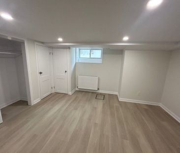 100 Lawton Boulevard apartment — Toronto, ON (1-Bedroom) - 1 Bedroom - Photo 3