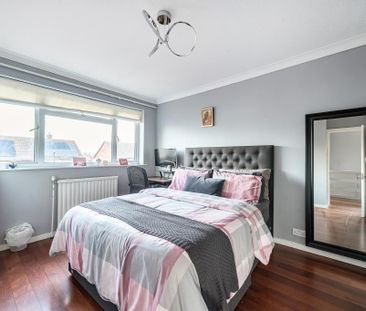 3 bedroom semi-detached house to rent - Photo 3