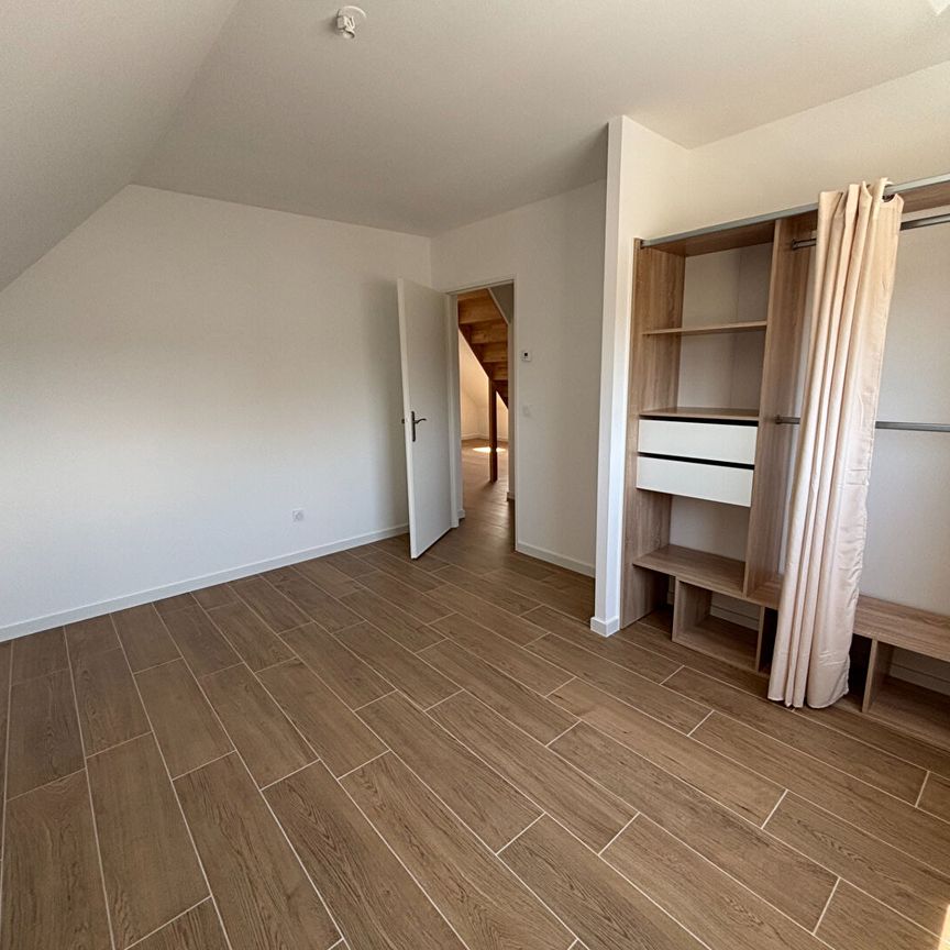 Location Maison 5 pièces 120m² - Photo 1