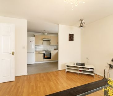 2 Bed Flat, Ronnie Lane, E12 - Photo 1