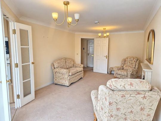 1 bedroom apartment to rent - Photo 1