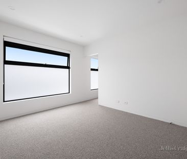 49B Hotham Street, Preston VIC 3072 - Townhouse For Rent | Domain - Photo 4
