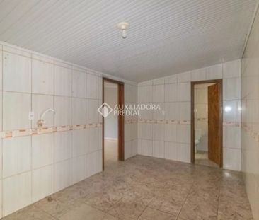 Casa com 4 quartos e 280m² para alugar em Fátima, Canoas. - Photo 1