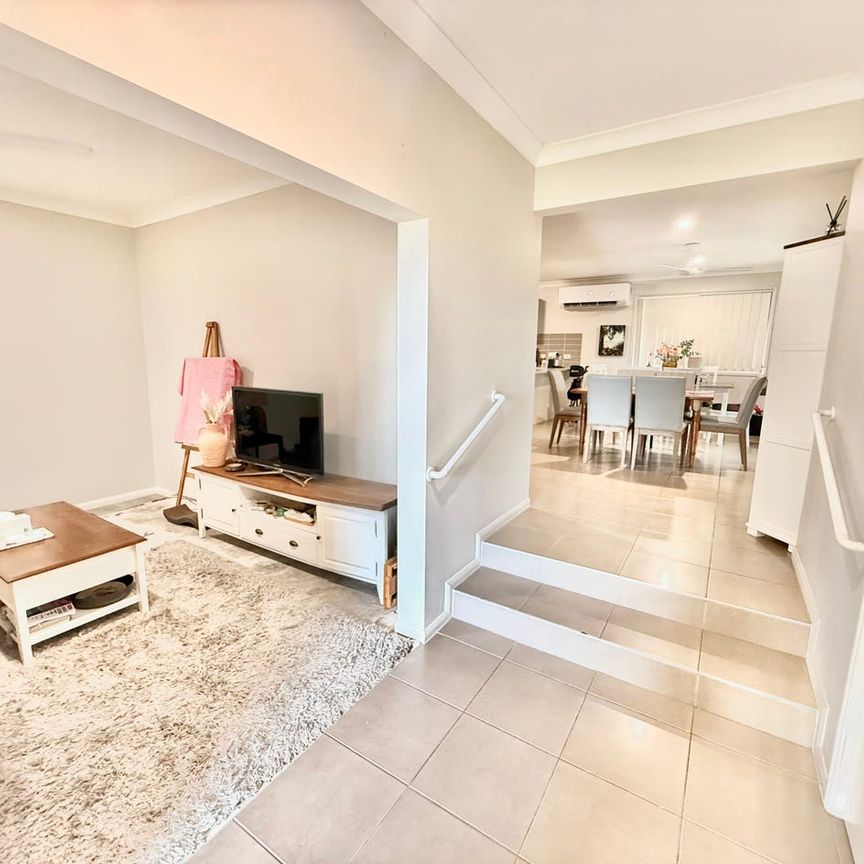 4 BEDROOM FAMILY HOME IN BUCASIA - Photo 1