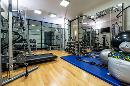 7 bedroom detached house to rent - Photo 4