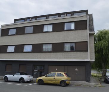 BERLARE - Gezellig appartement met uniek uitzicht. - Photo 2