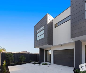 BRAND NEW MODERN TOWNHOUSE - Photo 4