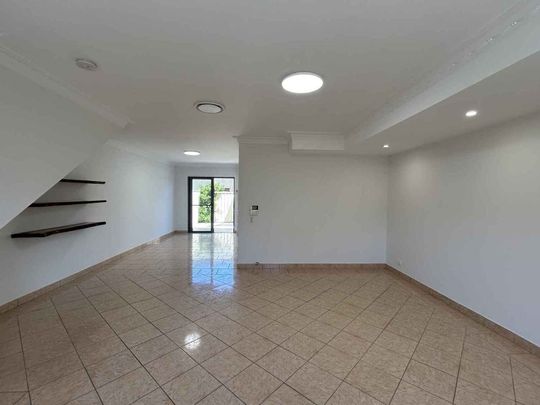 8/96 Duntroon Street Hurlstone Park - Photo 1