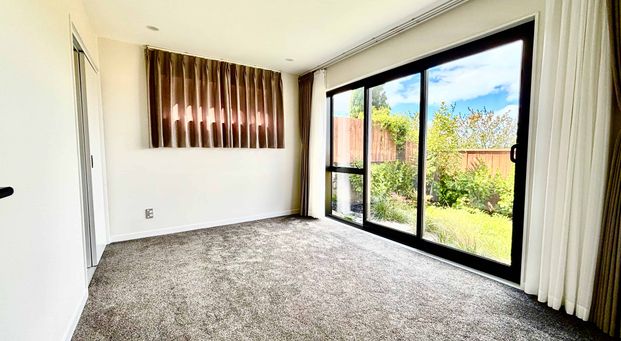 New 3 bedrooms townhouse - Photo 1