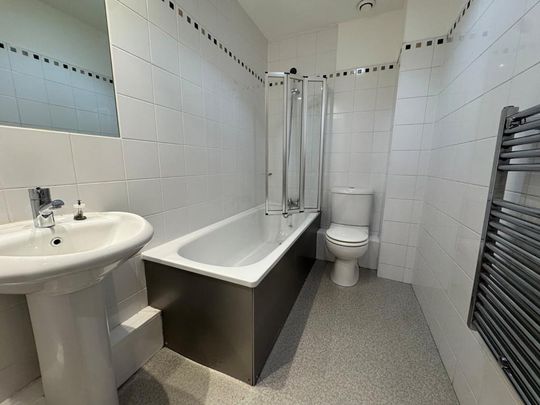 1 bedroom flat to rent - Photo 1