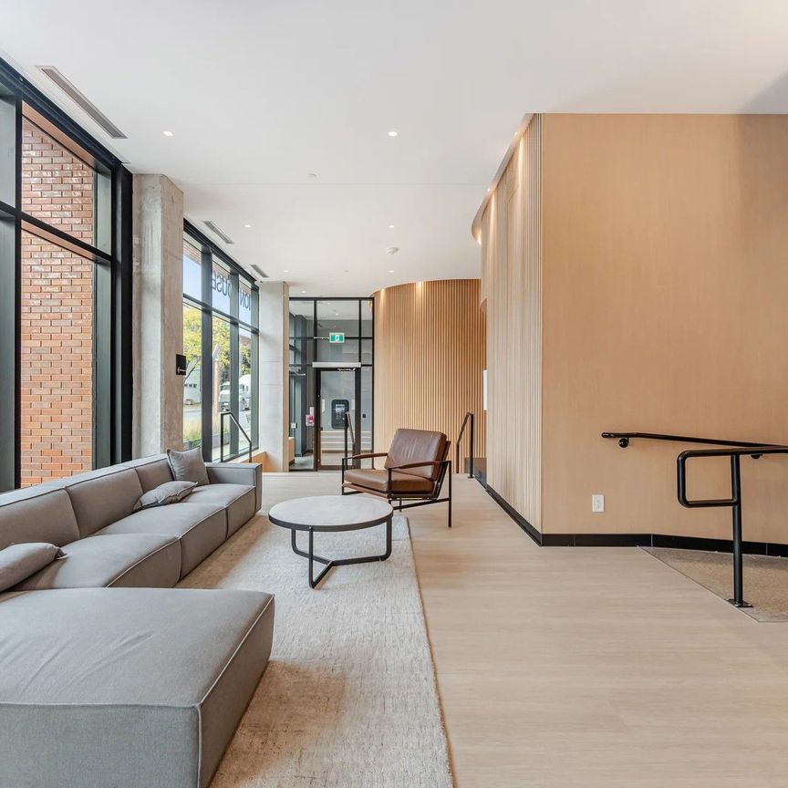 For Lease - 2720 Dundas Street Unit# 423, Toronto, Ontario - Photo 1