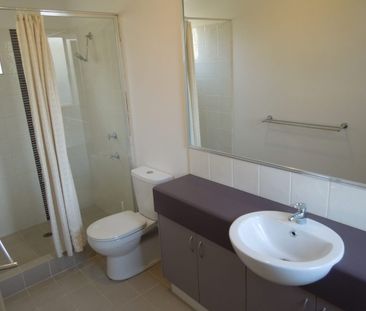 Modern 3-Bedroom Home in Prime Dianella Location - Photo 5