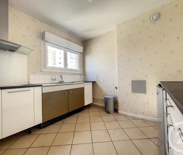 Location Appartement 1 pièce 37m² ST ANDRE LES VERGERS 10120 - Photo 2
