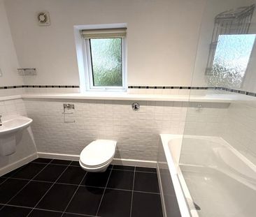 2 Bedroom Apartment Available Arranging tenancy - Photo 2