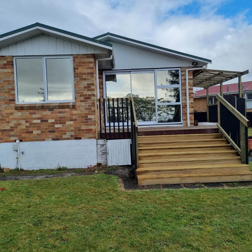 Close to Schools - Owhata - Photo 1