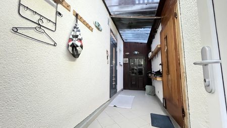 Helle 3-Zimmer Wohnung mit Vorgarten und Garage! - Foto 3