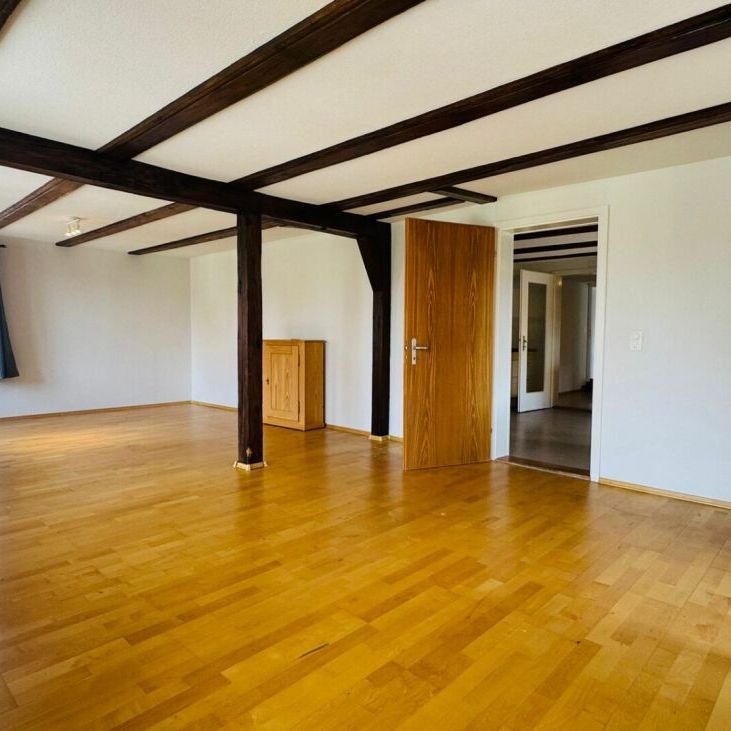 5-Zimmer-Wohnung mit mehreren Terrassen und ein Parkplatz inklusive - Photo 1