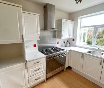 Hereford Road, M30 - Photo 4