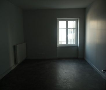 APPARTEMENT T3 A LOUER - Photo 2