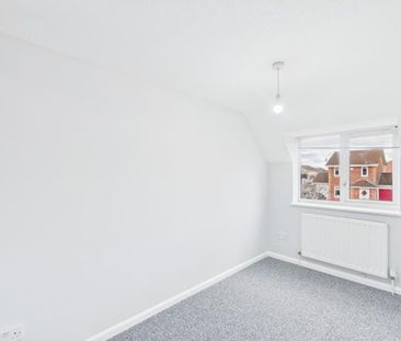 Downy Close, Quedgeley, Gloucester - Photo 2