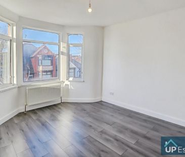 3 bedroom detached house to rent - Photo 2