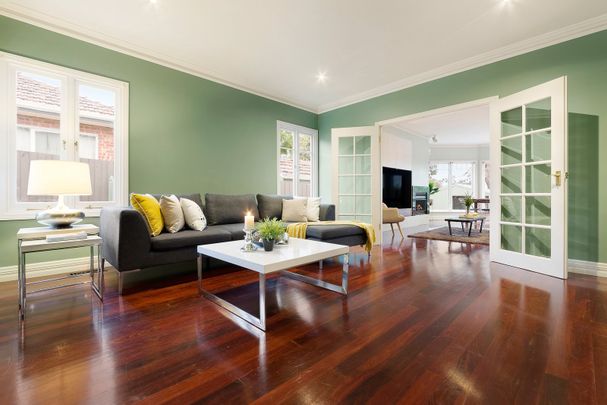 10 Cunningham Street, BOX HILL - Photo 1