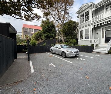 Luxury Townhouse on Webb Street - Photo 3