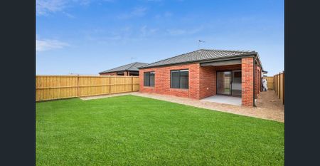 Brand New Family Abode, Ready to Move In - Photo 4