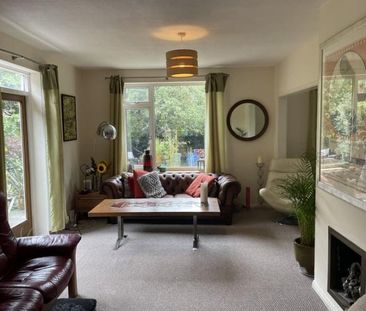Large Double En Suite Room for rent close to Blackheath and Grennwich - Photo 1