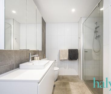 LUXURIOUS SHENTON QUARTER APARTMENT - Photo 4