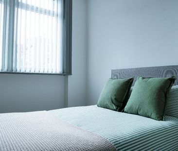 Bed 2, Borough Hotel, Great Crosshall Street, Liverpool. - Photo 6