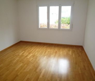 EDLE UND LICHTDURCHFLUTETE 3.5-ZIMMERWOHNUNG MIT GROSSEM BALKON - Foto 6