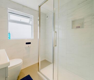 1 bedroom Flat To Let - Photo 4