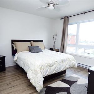 Appartement à Louer - Photo 2