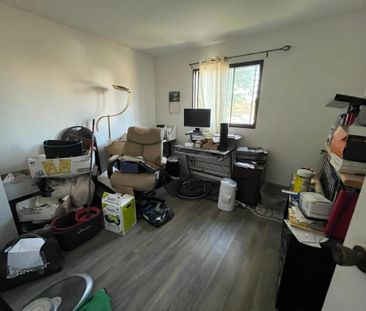 4 1/2 à louer semi meublé - Photo 1