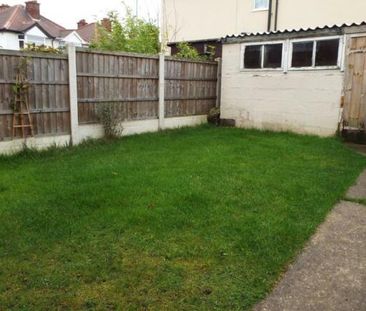 3 bedroom terraced house to rent - Photo 5