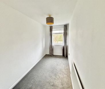 2 bedroom maisonette to rent - Photo 3