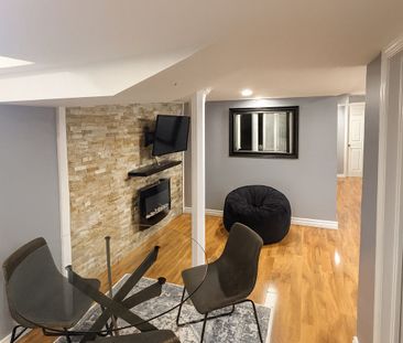 For Lease - 210 Miller Drive, Halton Hills, Ontario - Photo 2