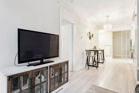 For Lease - 32 Davenport Road Unit# 311, Toronto, Ontario - Photo 2