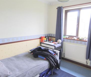 4 bedroom detached house to rent - Photo 5