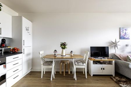 1 bedroom flat to rent - Photo 4