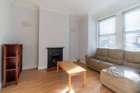 College Road, Colliers Wood, SW19 - Photo 3