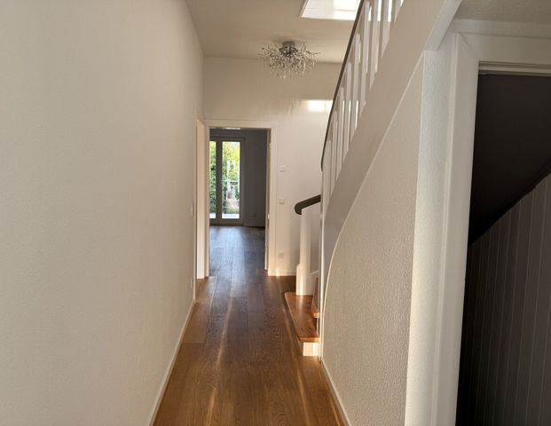 Familientraum – Art-Deco-Charisma im Wohnparadies Zehlendorf- Dahlem, erfüllt exklusive Ansprüche - Foto 1