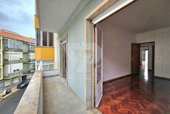 Apartamento T3 em Lisboa