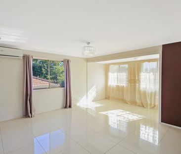 Fantastic Family Home - Photo 2