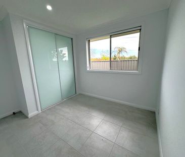 Stylish Home, Prime Spot! - Photo 4