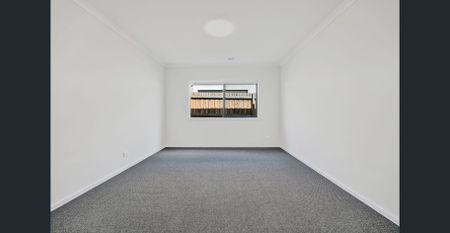 Spacious Family Home in Growing Estate - Photo 3